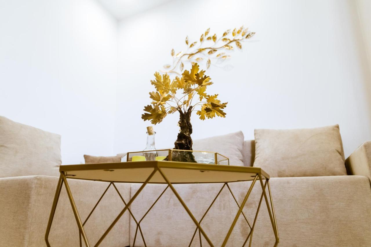 Konmari Boutique Suites 干尼亞 外观 照片